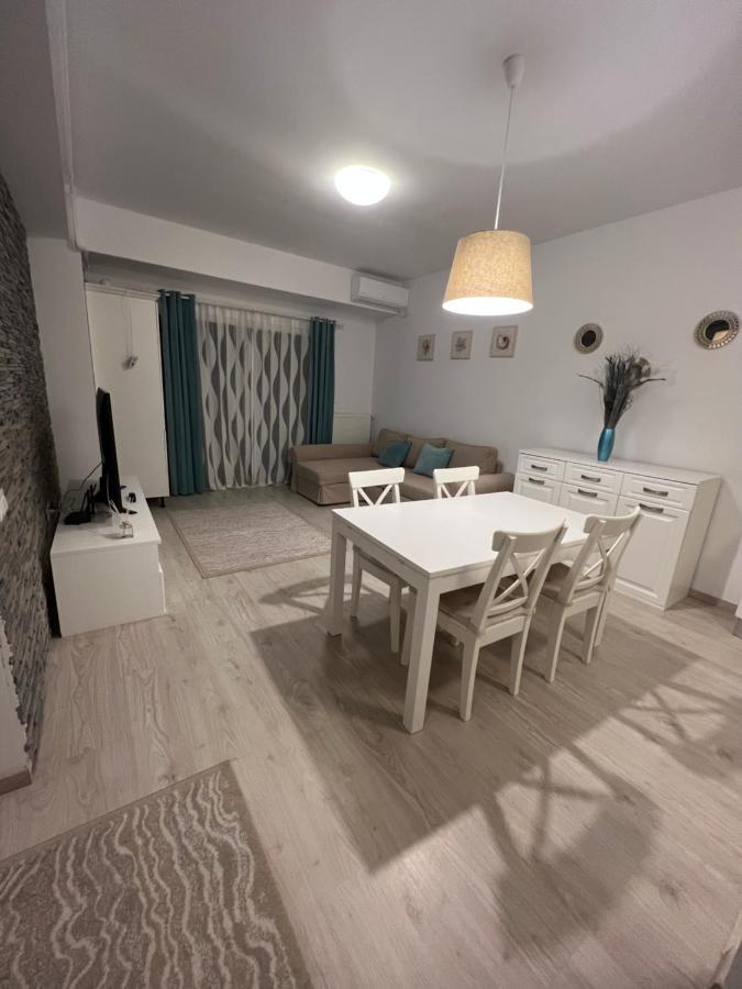 Eqinox Apartments Năvodari Buitenkant foto